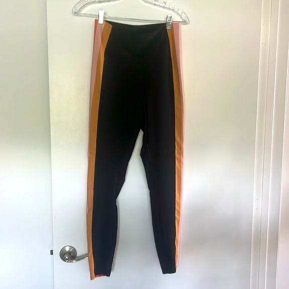 Beach Riot Pants - Beach Riot Sport Ribbed High Waisted Striped Leggings Size Large